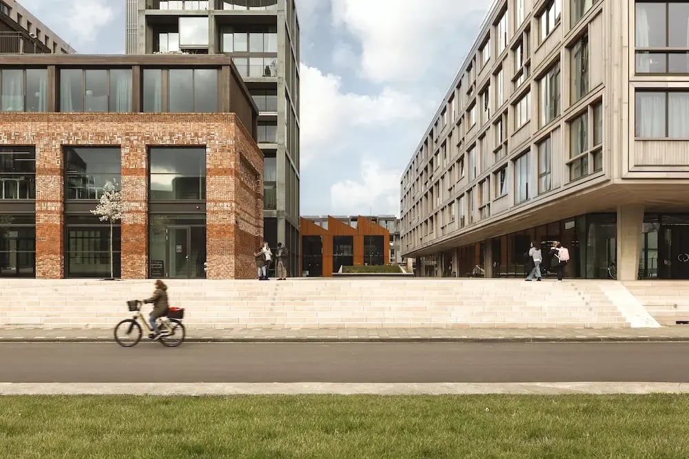 A District with an Edge - Shared Office Spaces at beyond Republica Campus