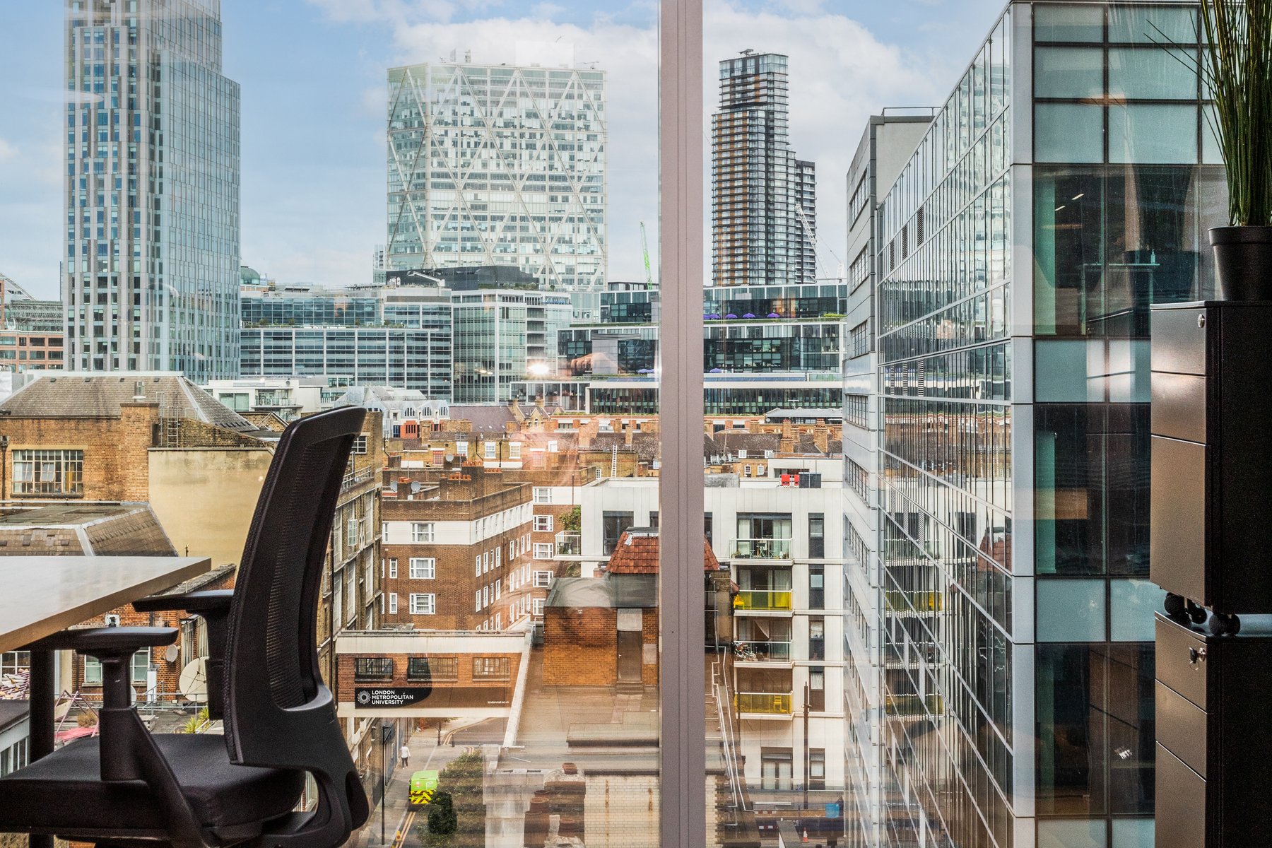 Unrivalled Location - Aldgate Tower