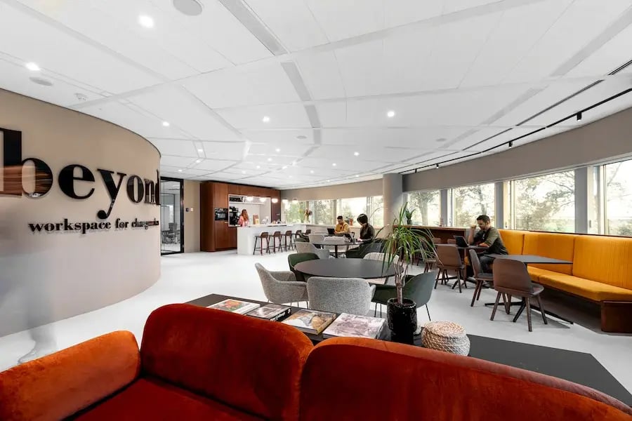 beyond Zuidtoren - Dedicated Desk