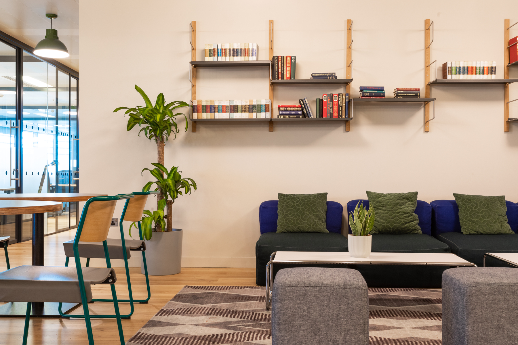 All-Inclusive Amenities - Aldgate Tower