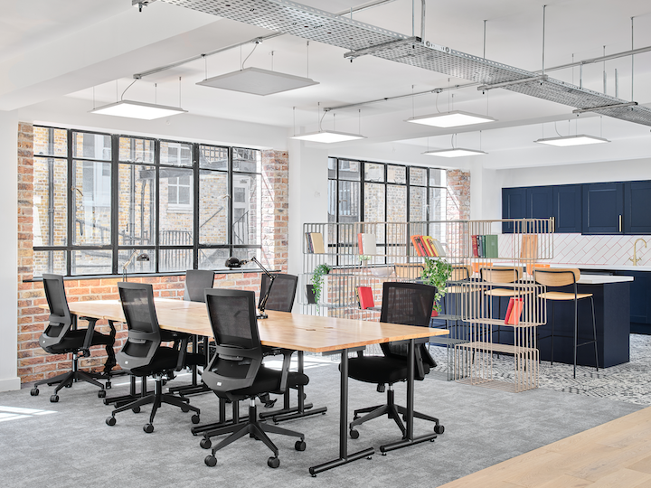 Premium Desk Space at beyond Kingsbourne House